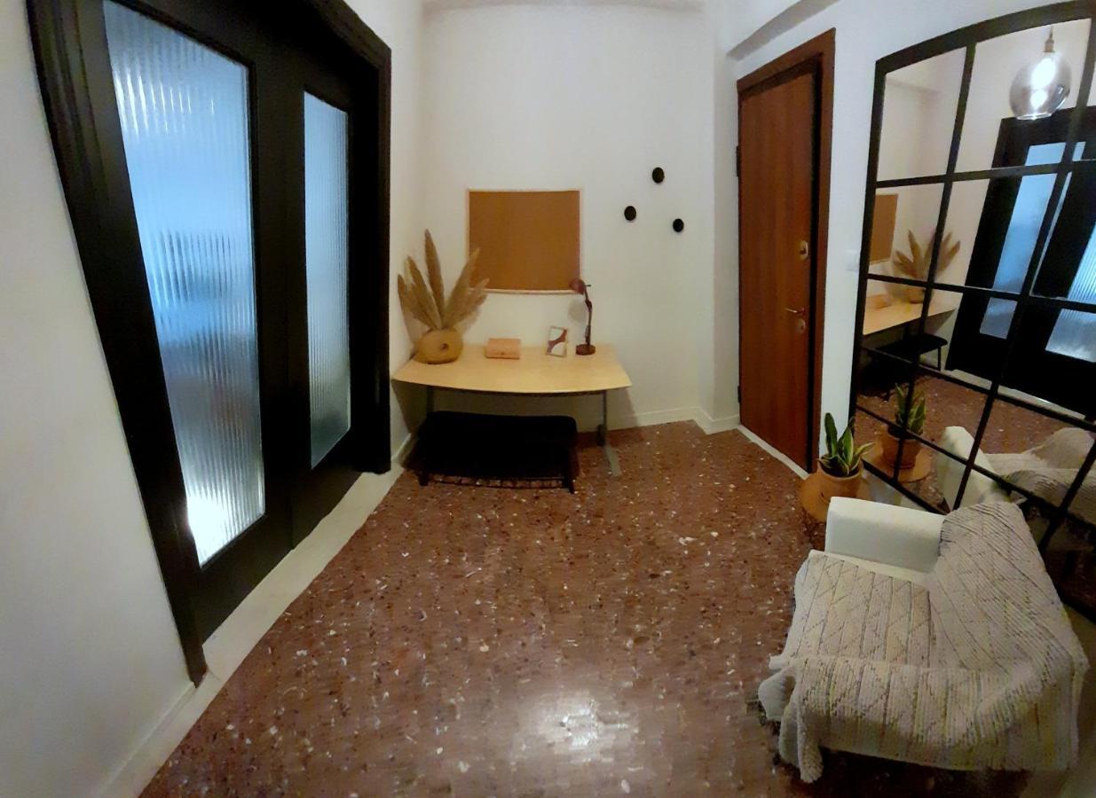 Ferienwohnung Wisdom'S Nest Athen Exterior foto