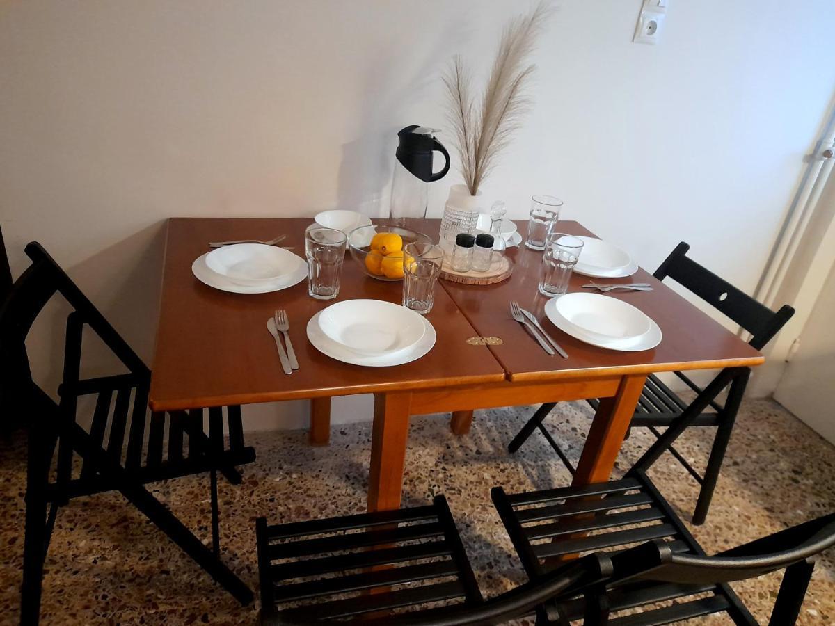 Ferienwohnung Wisdom'S Nest Athen Exterior foto