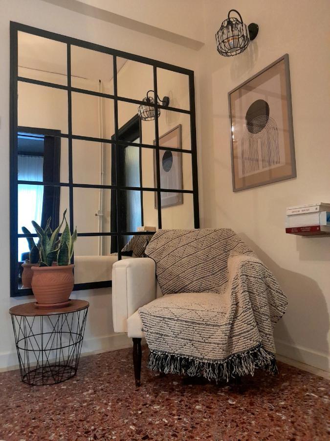 Ferienwohnung Wisdom'S Nest Athen Exterior foto